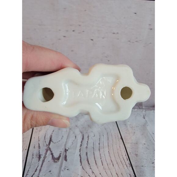 White Ceramic Napkin Rings 4 Animals Farm Chicken Pig Duck Rabbit Japan - Picture 11 of 12